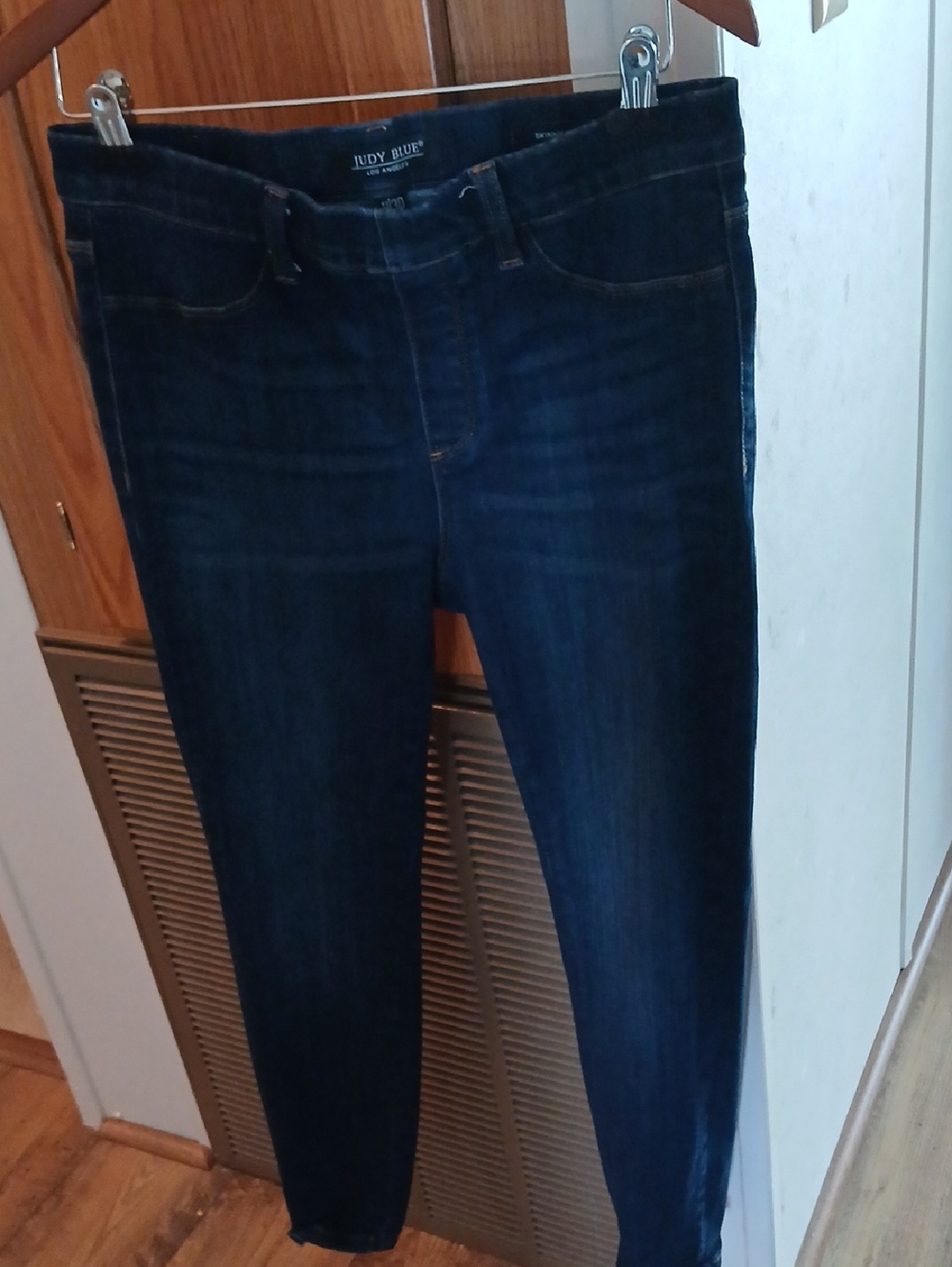 Judy Blue Dark Wash Skinny Jeans